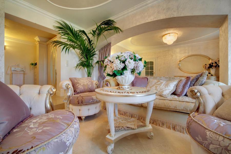 Villa Gloria Saint-Jeannet  Rom bilde